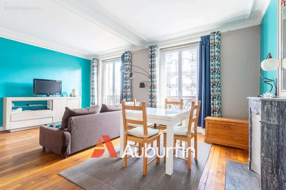 Maison à vendre, 51m², Paris 18ème