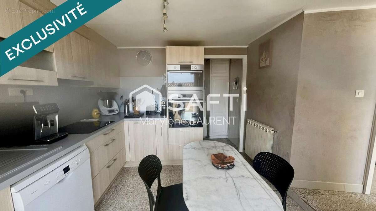 Appartement à vendre, 94m², Pierrefeu-du-Var