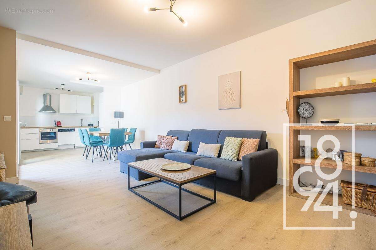 Appartement à vendre, 66m², Marseille 8ème