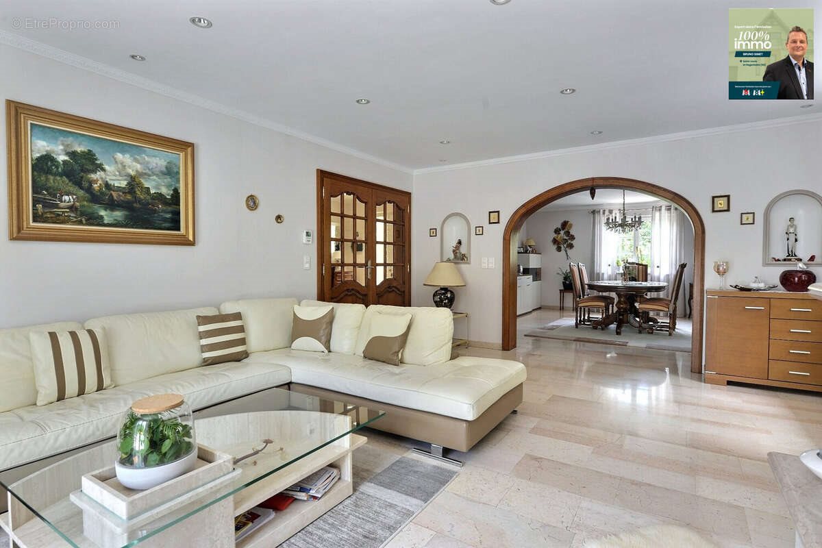 Maison à vendre, 232m², Kembs