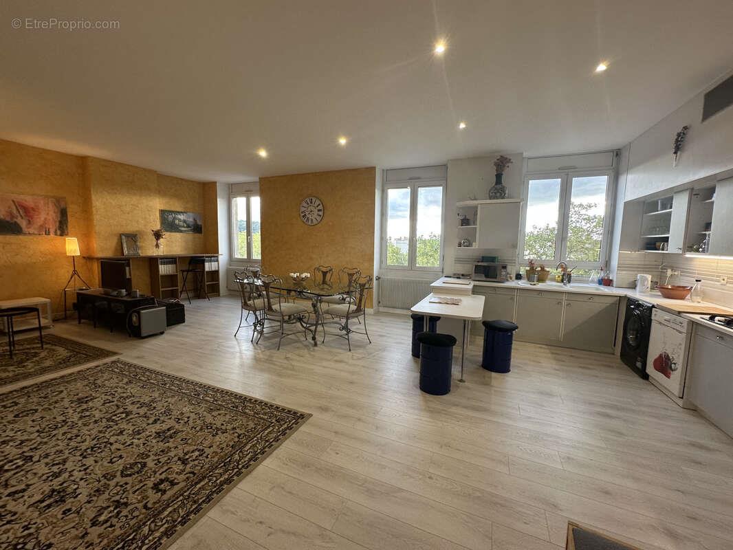 Appartement à vendre, 98m², Saint-Etienne