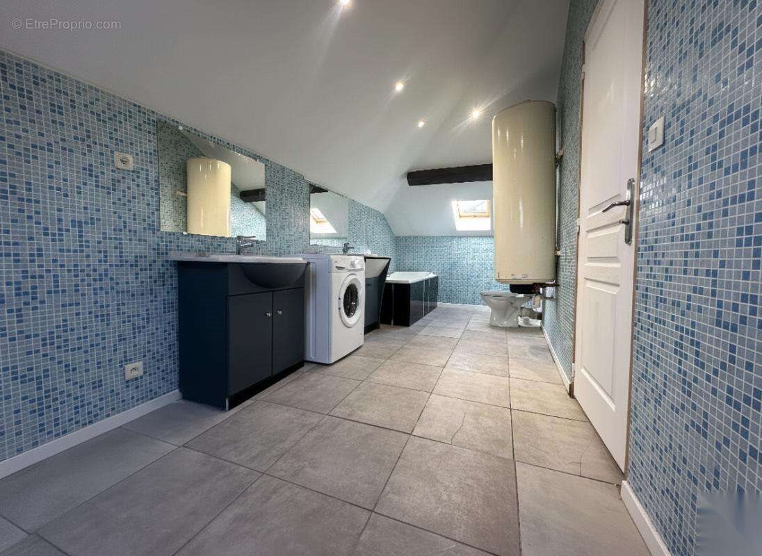 Appartement à vendre, 110m², Amplepuis