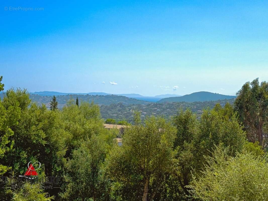 Maison à vendre, 250m², Cavalaire-sur-Mer