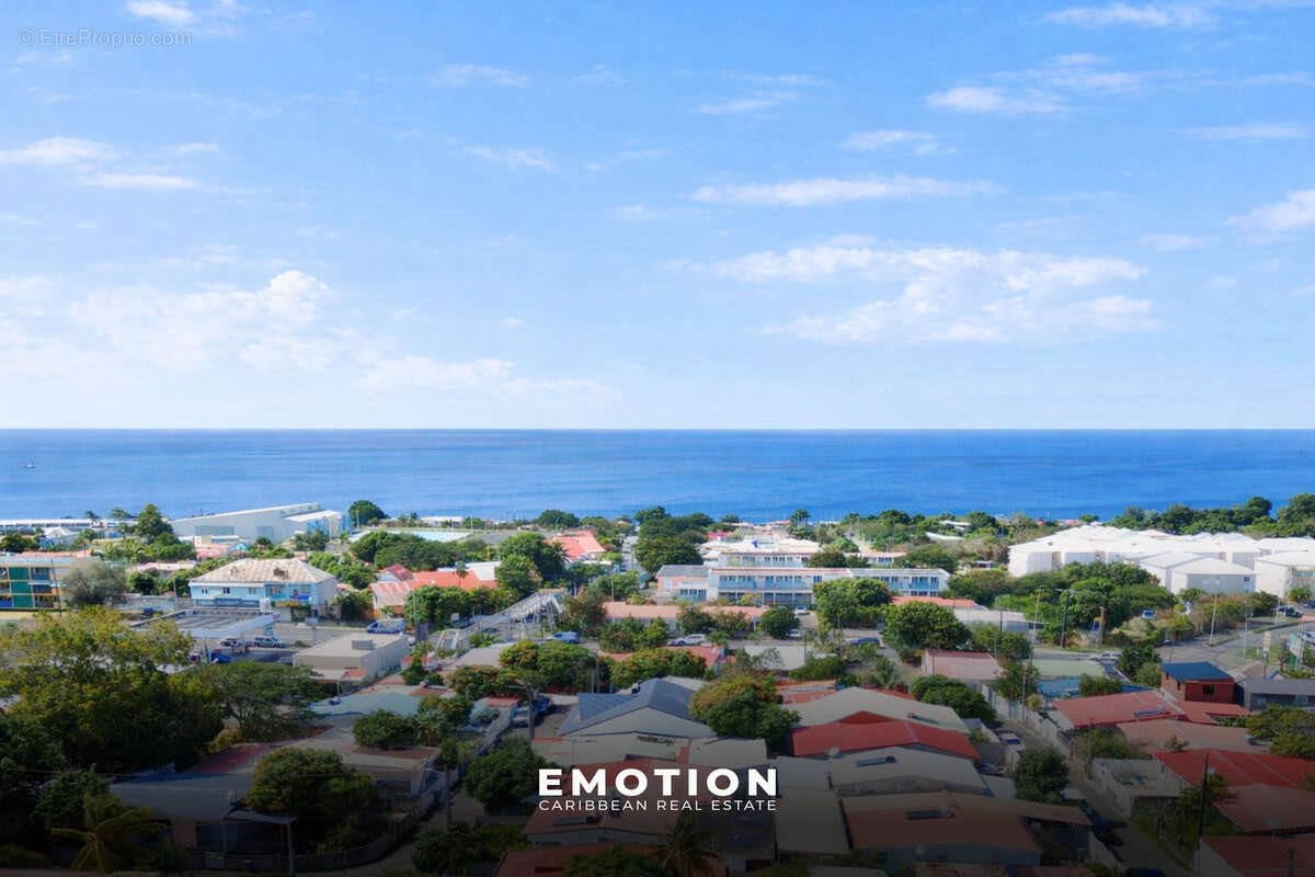 Maison à vendre, 75m², Basse-Terre