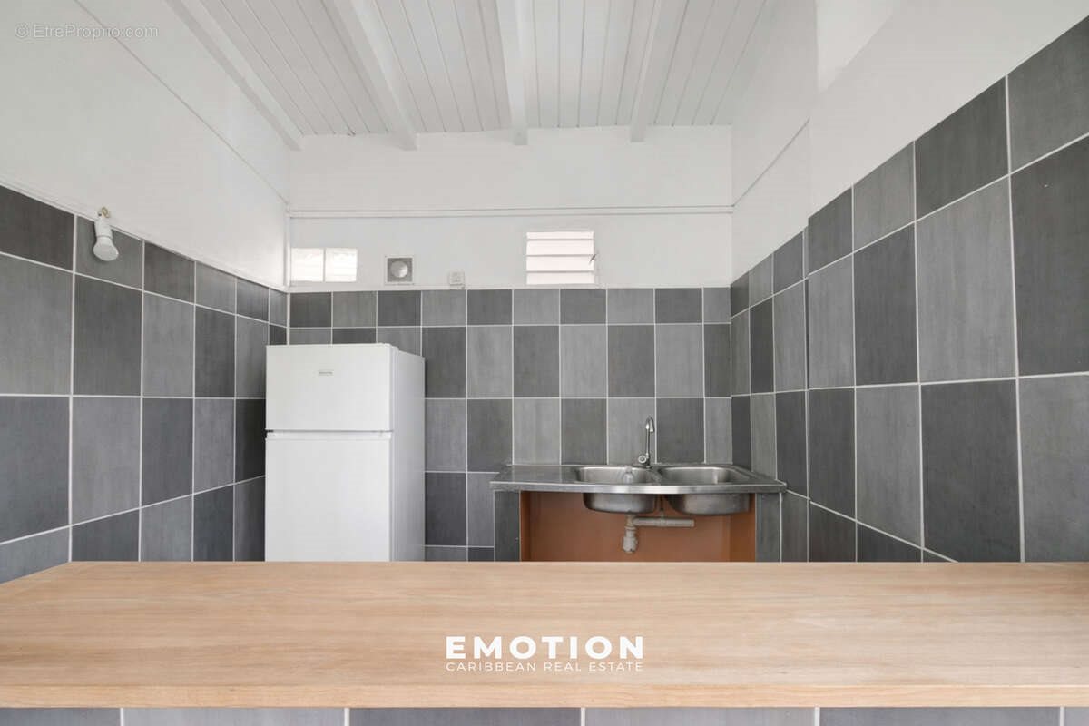 Maison à vendre, 75m², Basse-Terre