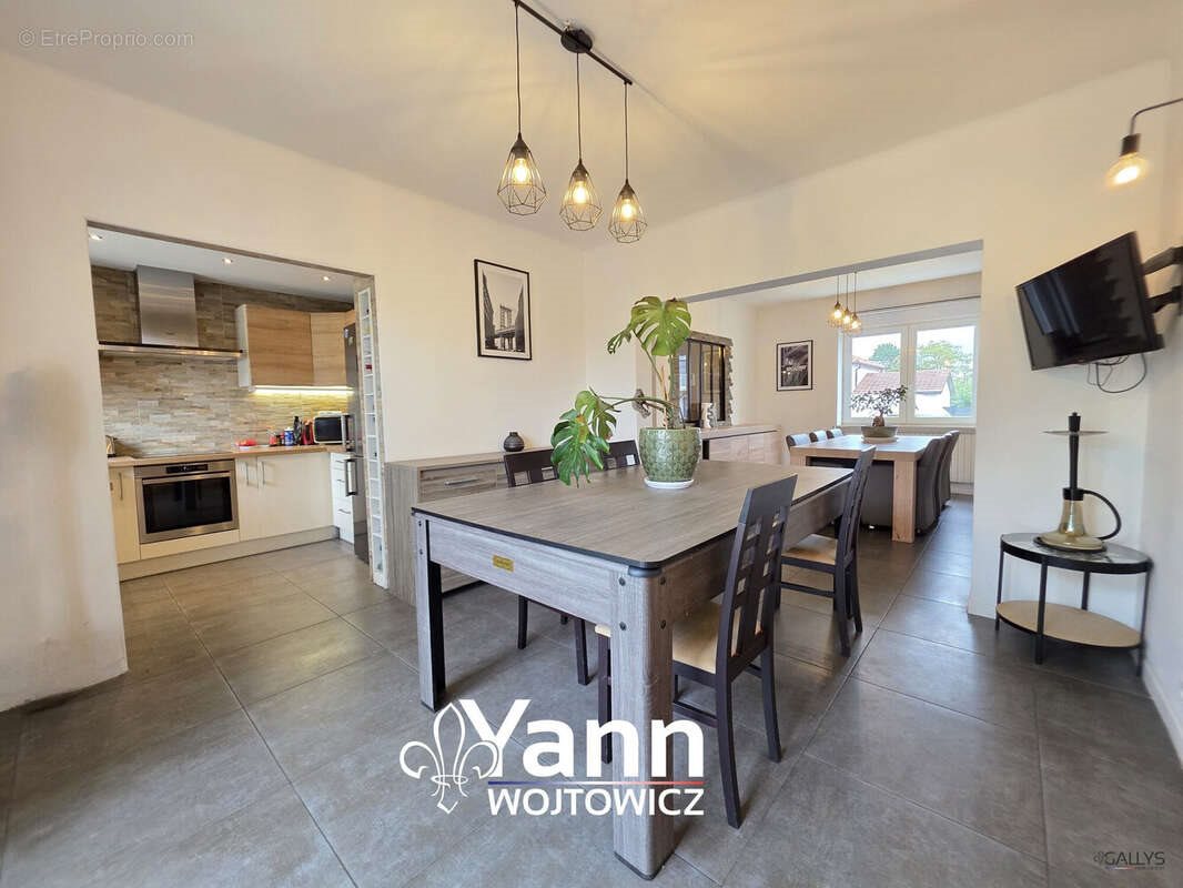 Maison à vendre, 160m², Mondelange