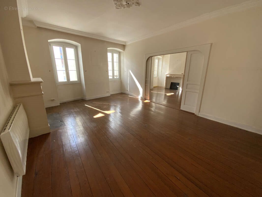 Appartement à vendre, 102m², Lure