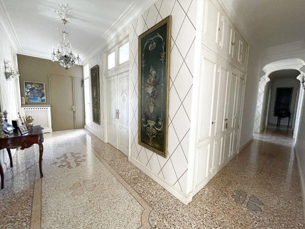 Appartement à vendre, 220m², Nîmes