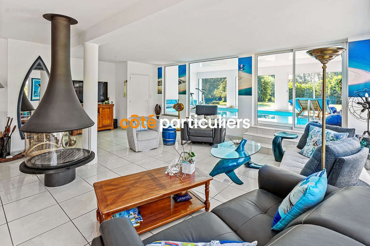 Maison à vendre, 286m², La Chapelle-des-Marais