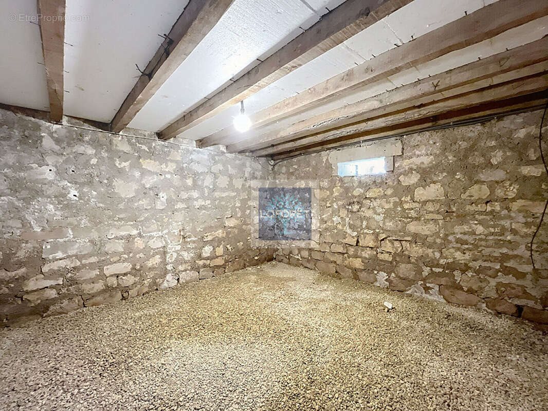 Maison à vendre, 68m², Mirambeau