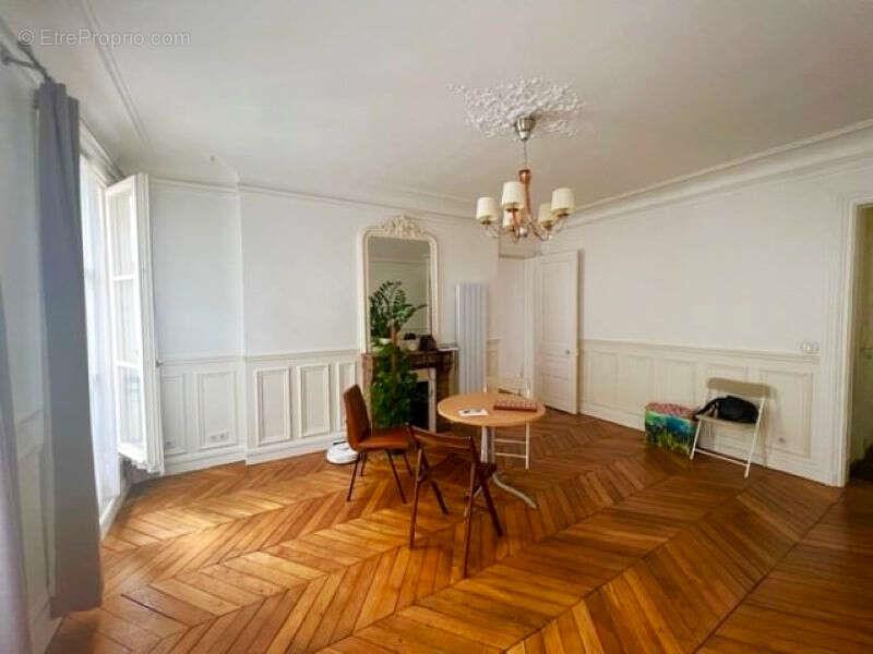 Appartement à vendre, 81m², Paris 11ème