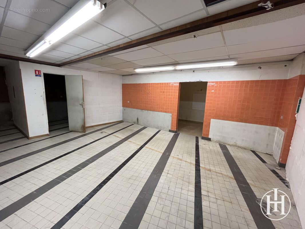 Appartement à vendre, 216m², Commentry