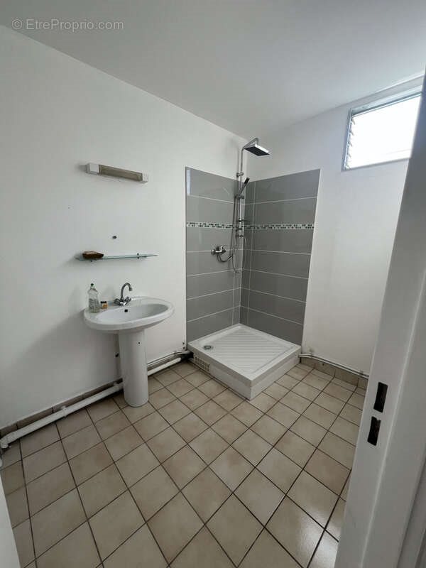 Appartement à vendre, 74m², Baie-Mahault