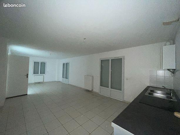 Appartement à vendre, 65m², Saint-Sulpice-et-Cameyrac