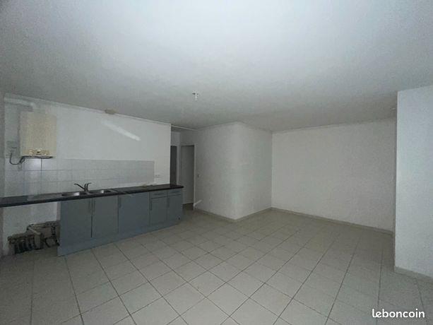 Appartement à vendre, 65m², Saint-Sulpice-et-Cameyrac