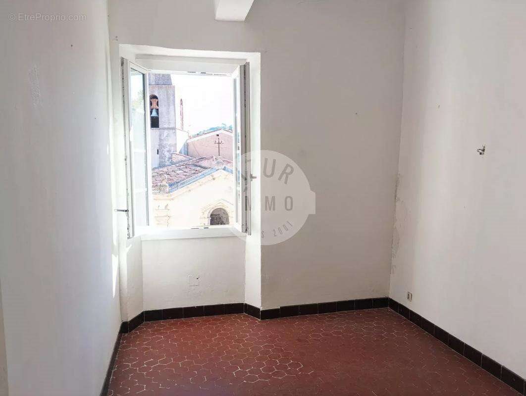 Appartement à vendre, 65m², Saint-Zacharie