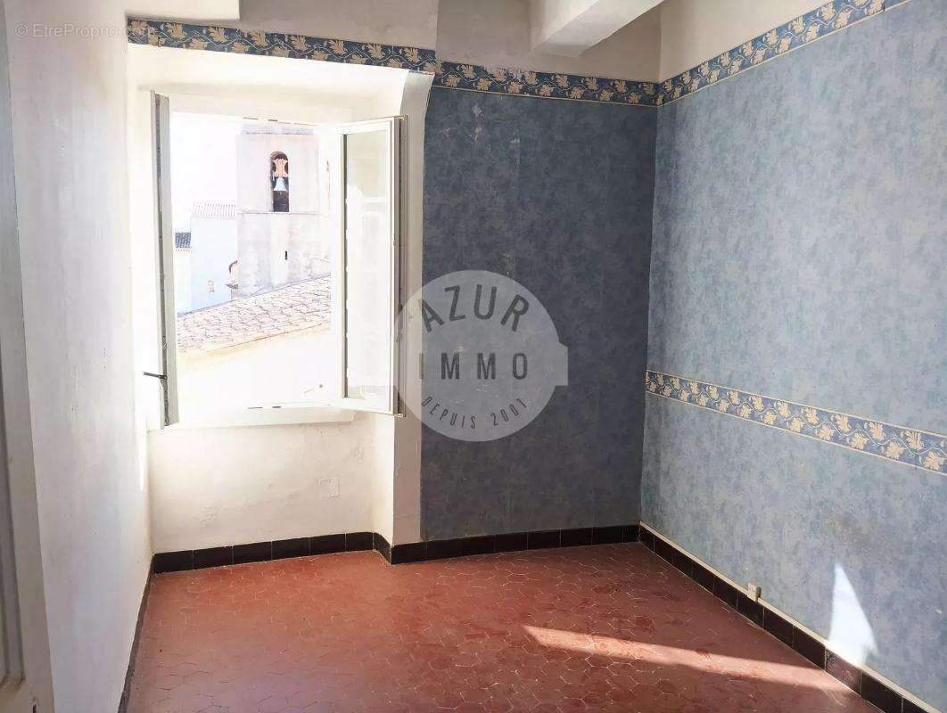 Appartement à vendre, 65m², Saint-Zacharie