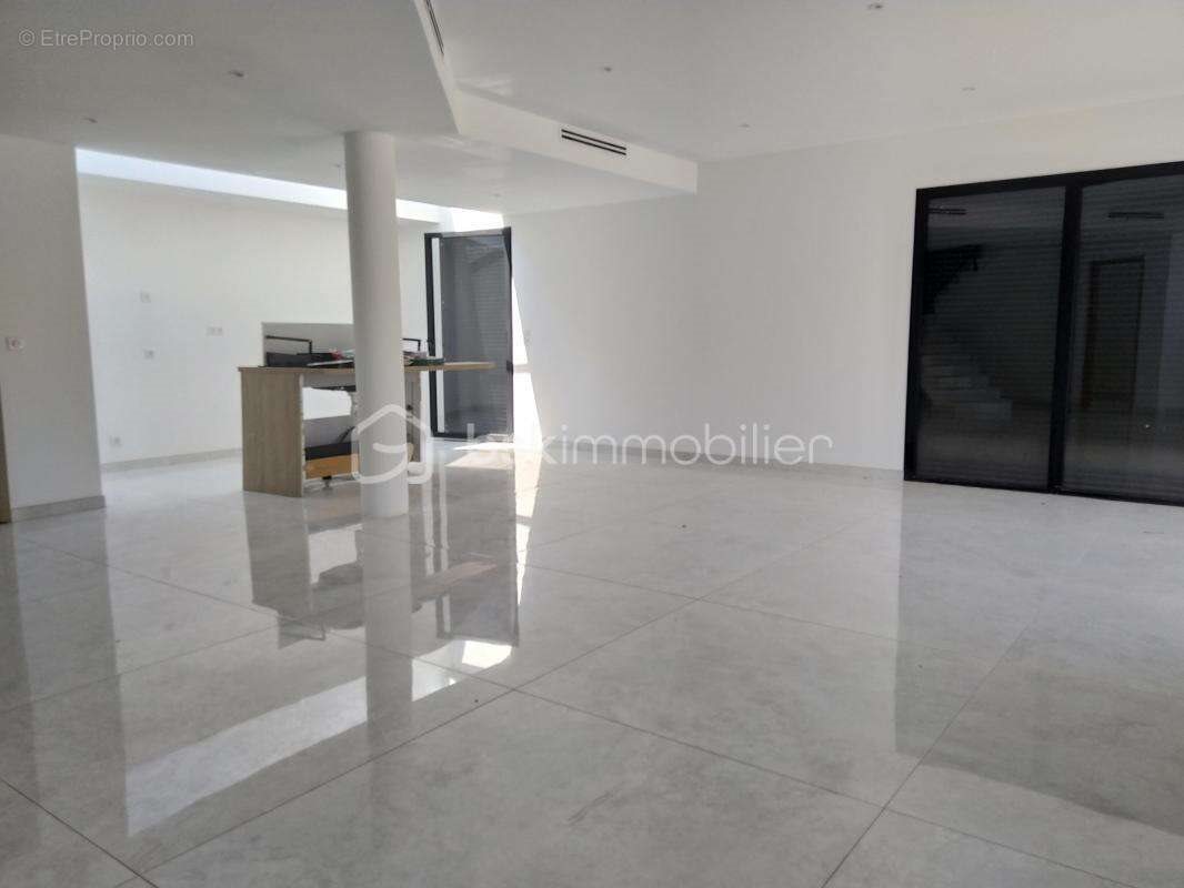 Maison à vendre, 169m², Marseille 12ème