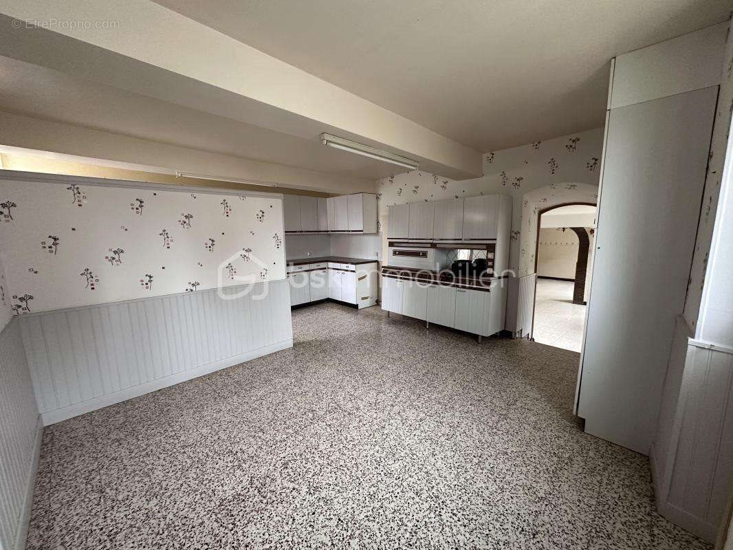 Maison à vendre, 160m², Tronchoy