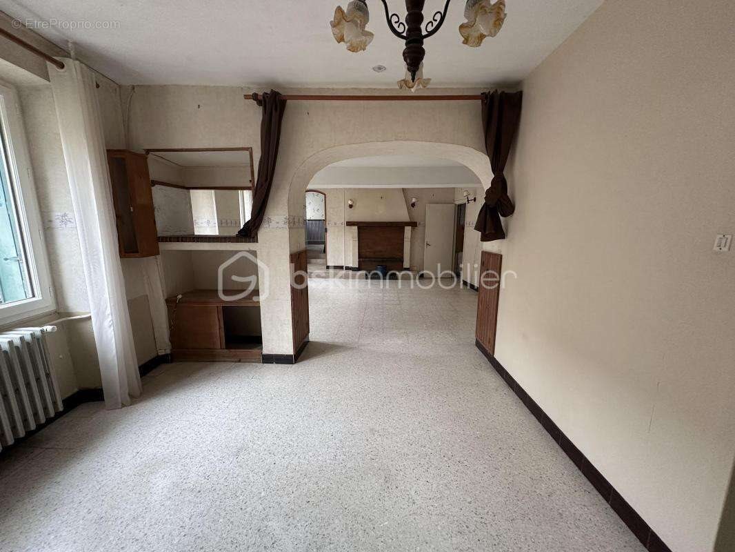 Maison à vendre, 160m², Tronchoy