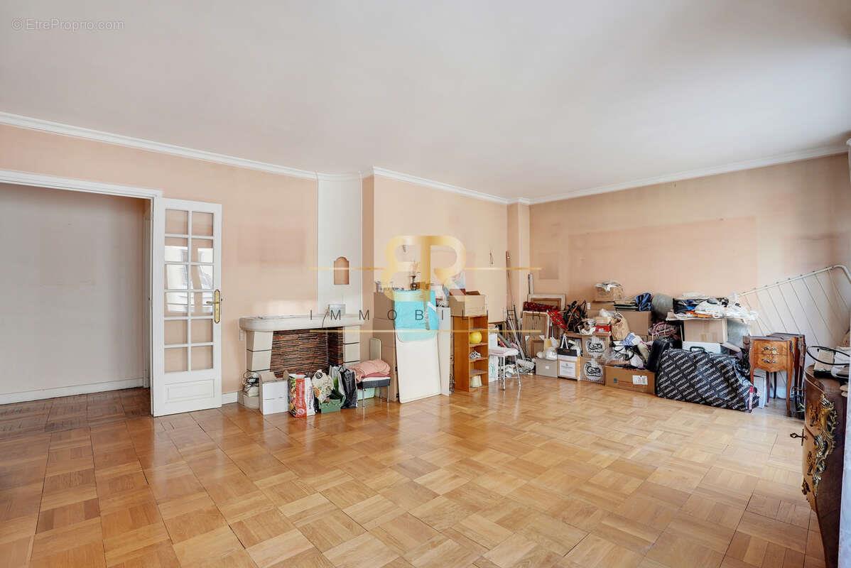 Appartement à vendre, 81m², Paris 11ème