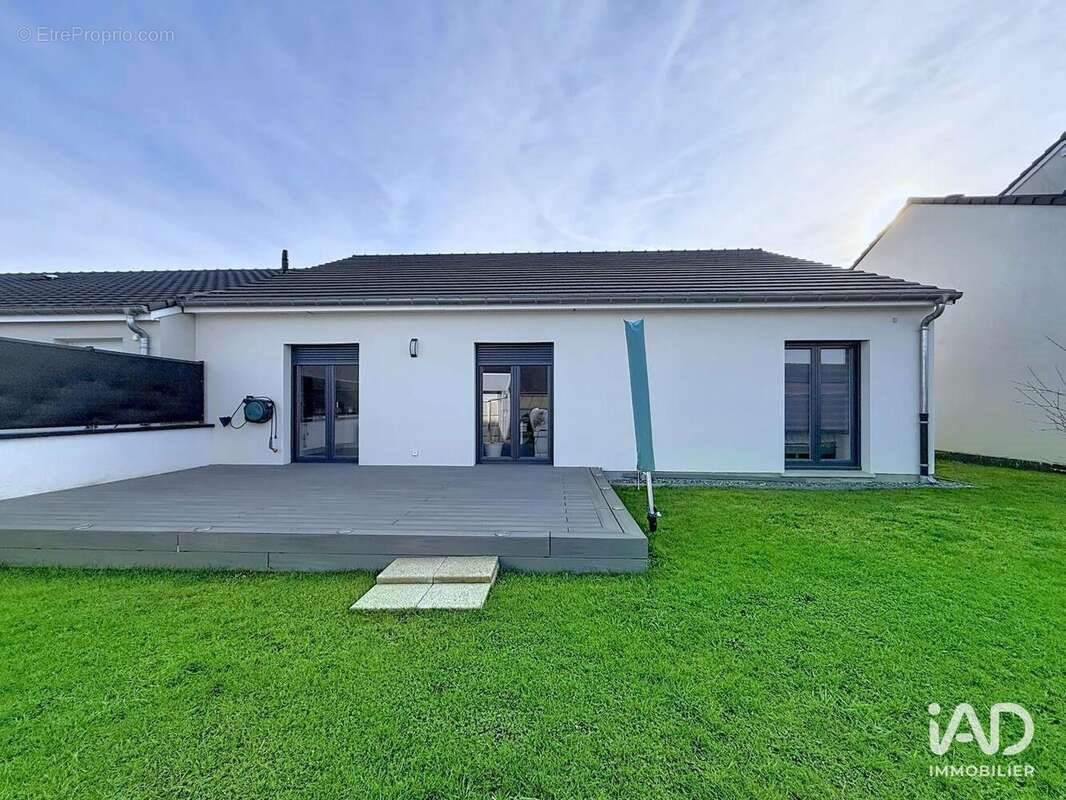 Maison à vendre, 111m², Amanvillers