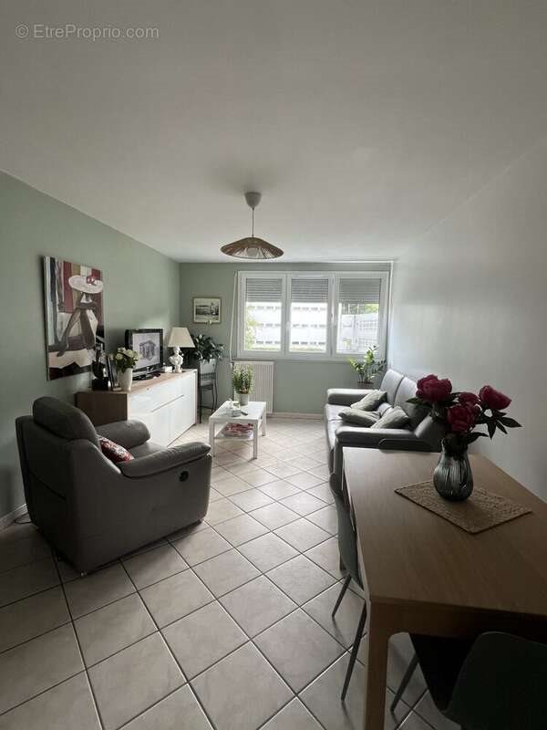 Appartement à vendre, 72m², Saint-Etienne