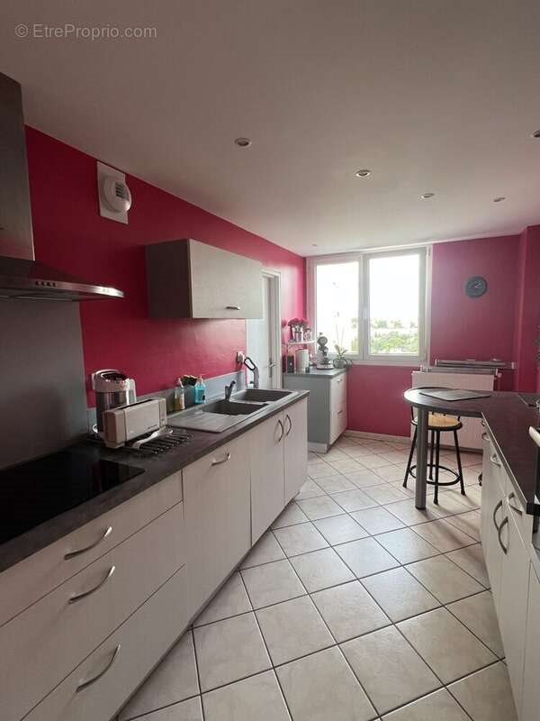 Appartement à vendre, 72m², Saint-Etienne