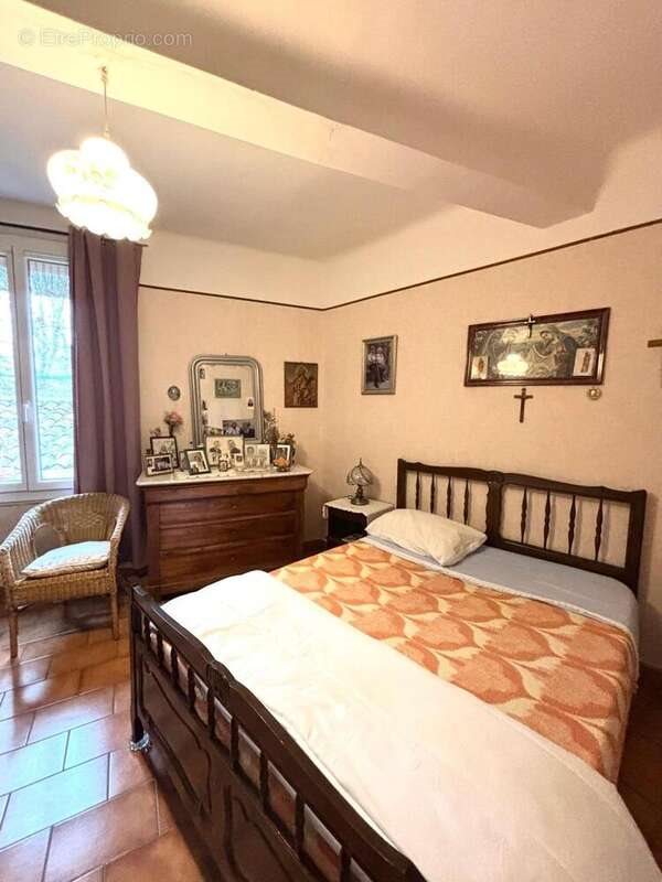 Appartement à vendre, 80m², Cotignac