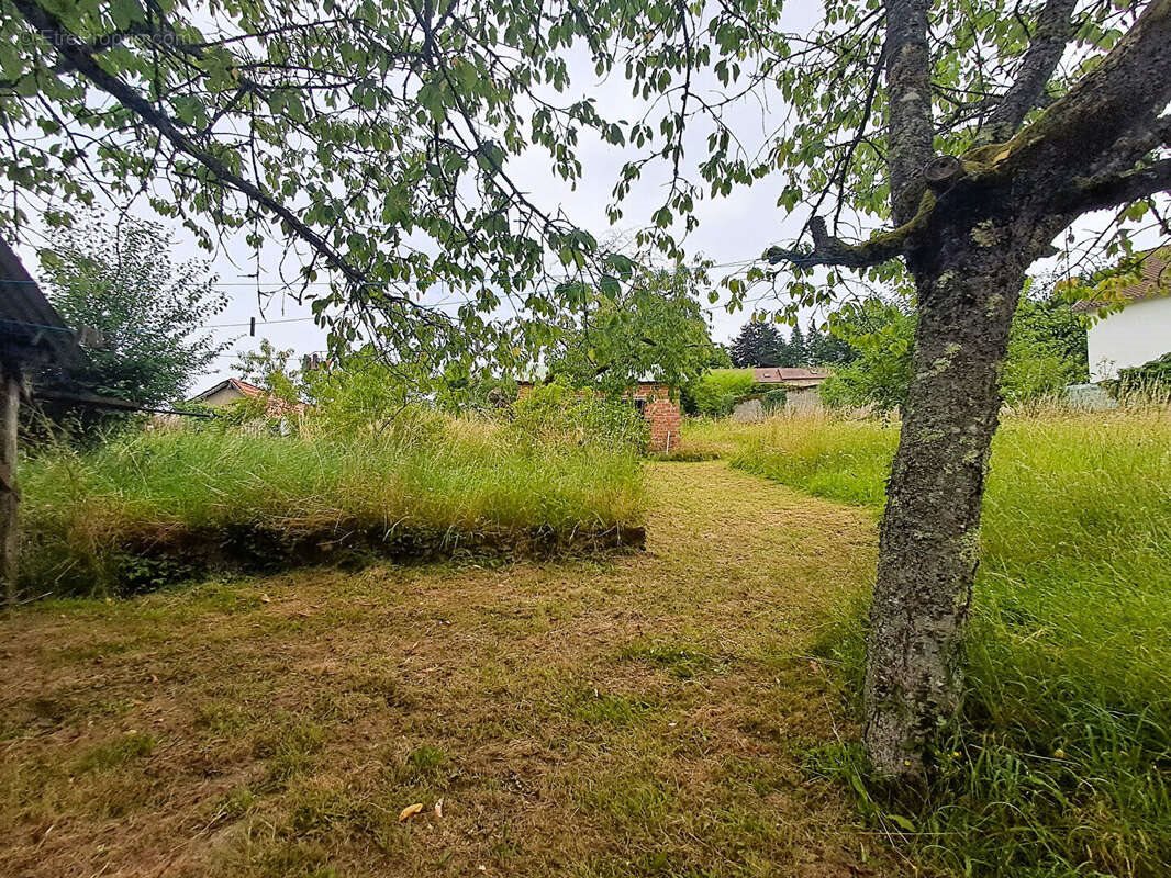 Maison à vendre, 60m², Saint-Yrieix-la-Perche