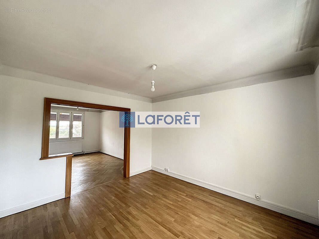 Maison à vendre, 123m², Sapignicourt