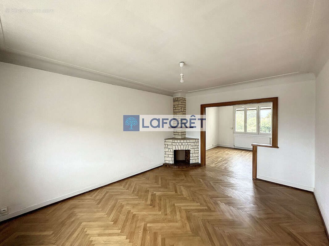 Maison à vendre, 123m², Sapignicourt