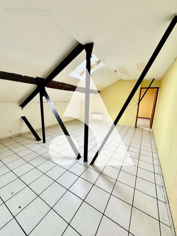 Appartement à vendre, 205m², Neufchâteau