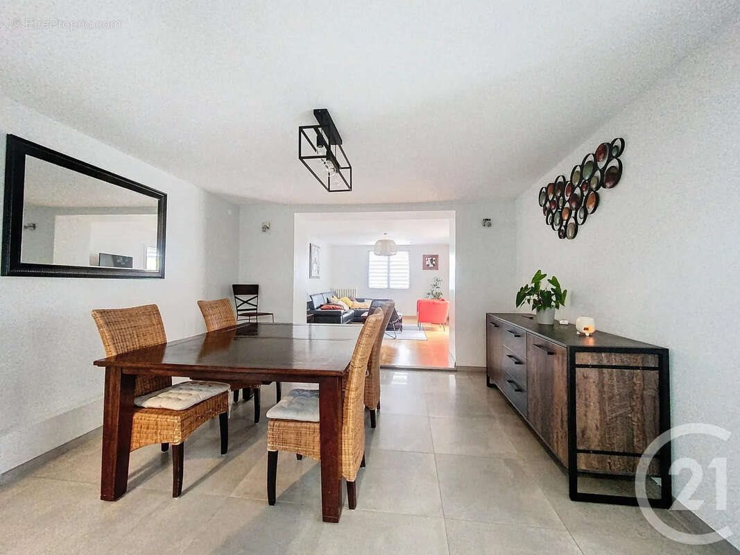 Maison à vendre, 202m², Reims