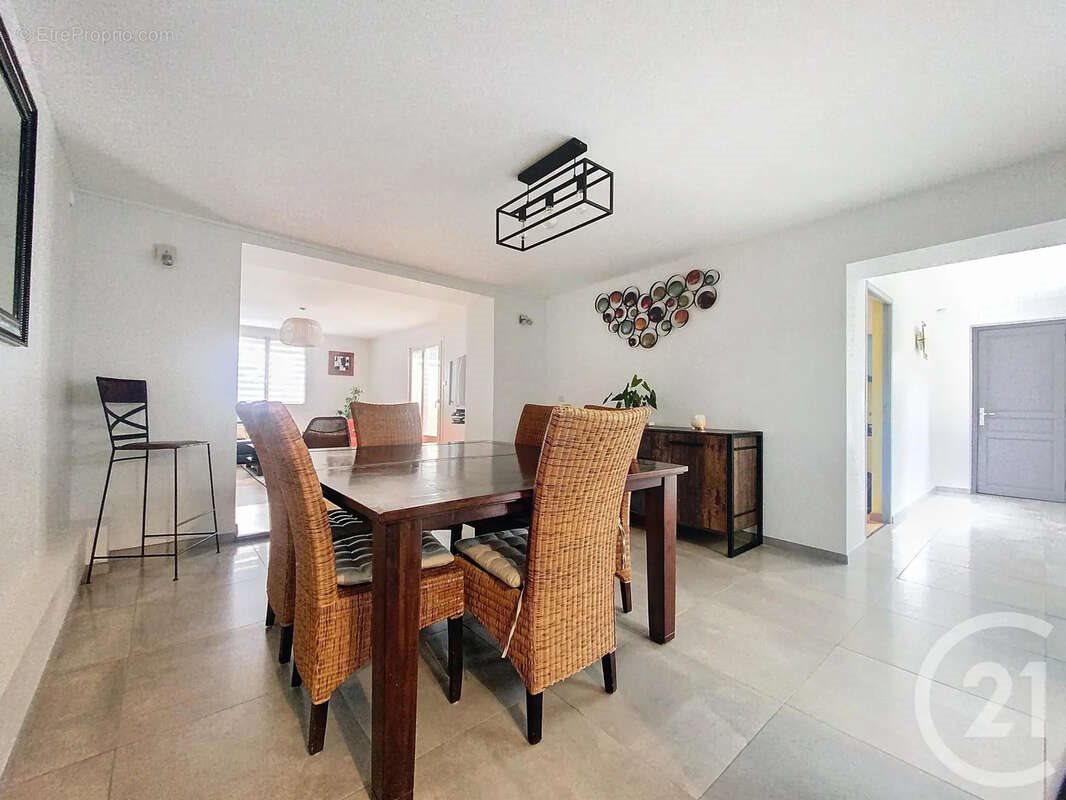 Maison à vendre, 202m², Reims