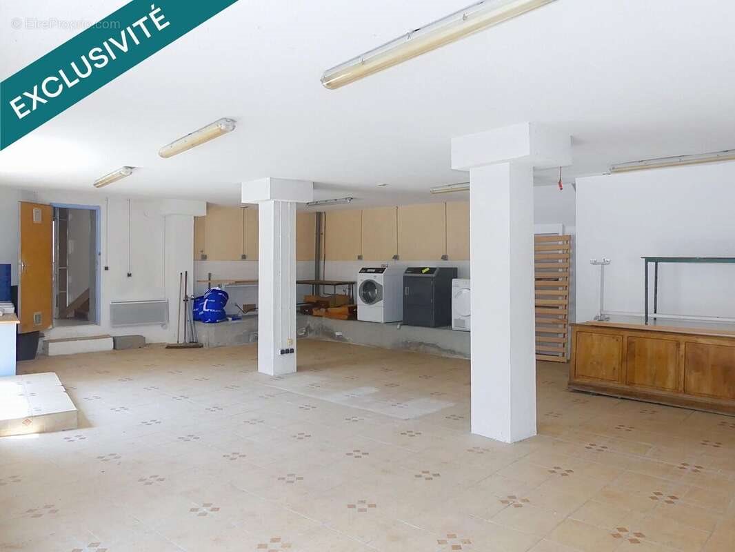 Appartement à vendre, 384m², Corps