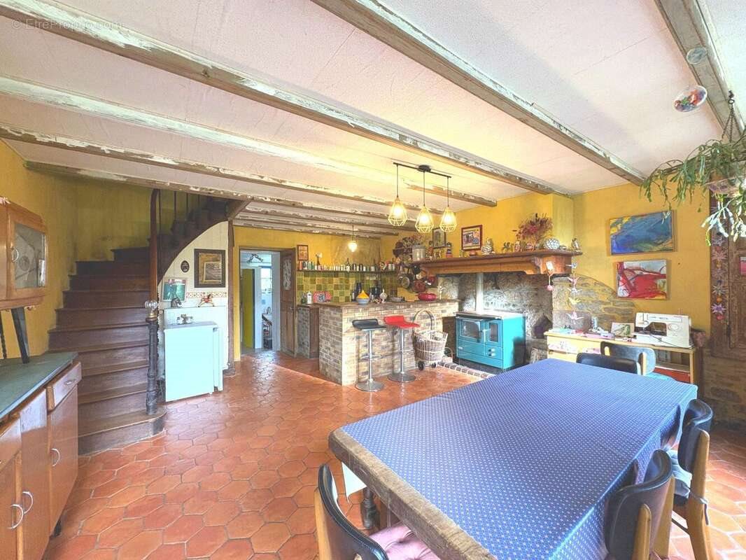 Maison à vendre, 137m², Cérences