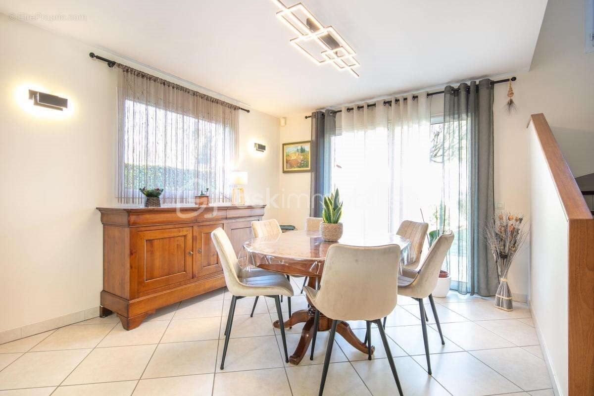 Maison à vendre, 145m², Varces-Allières-et-Risset