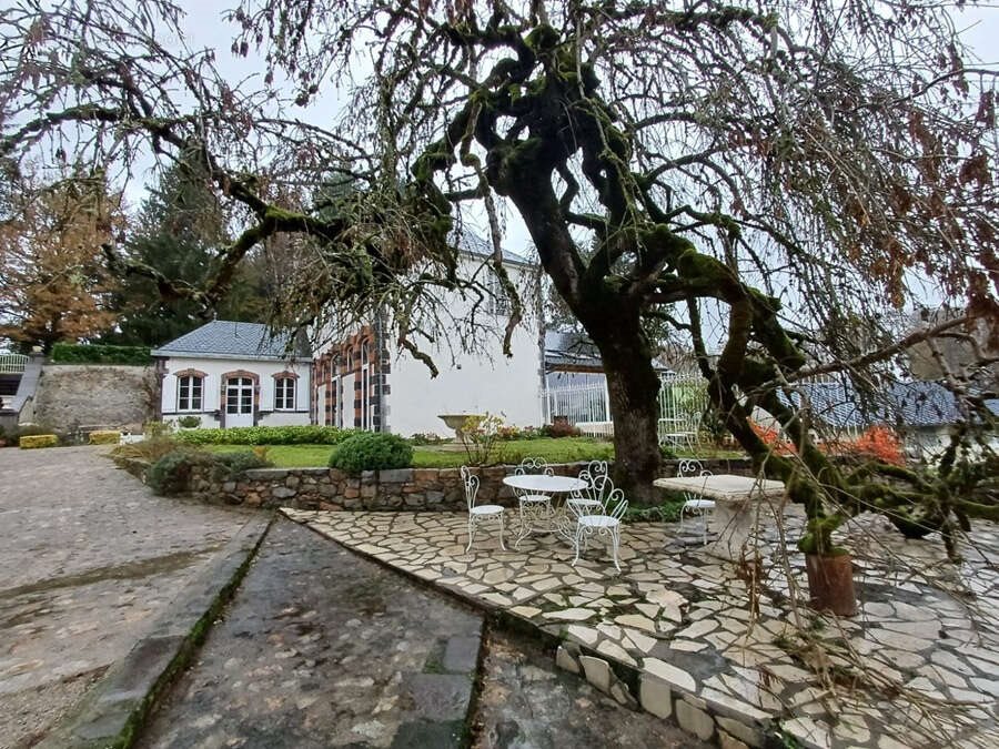 Maison à vendre, 440m², Ussel