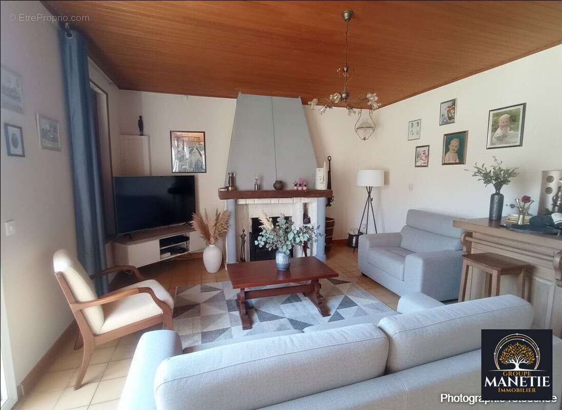 Maison à vendre, 217m², Beaurains