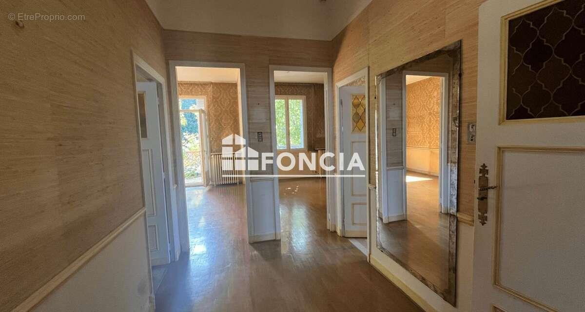 Maison à vendre, 190m², Marseille 12ème