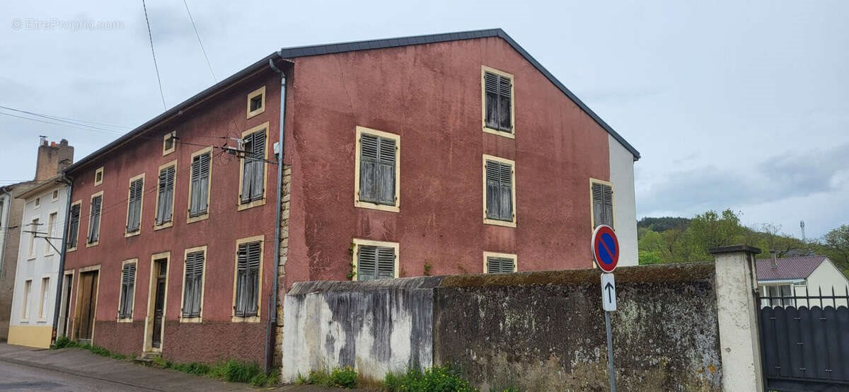 Maison à vendre, 628m², Novéant-sur-Moselle