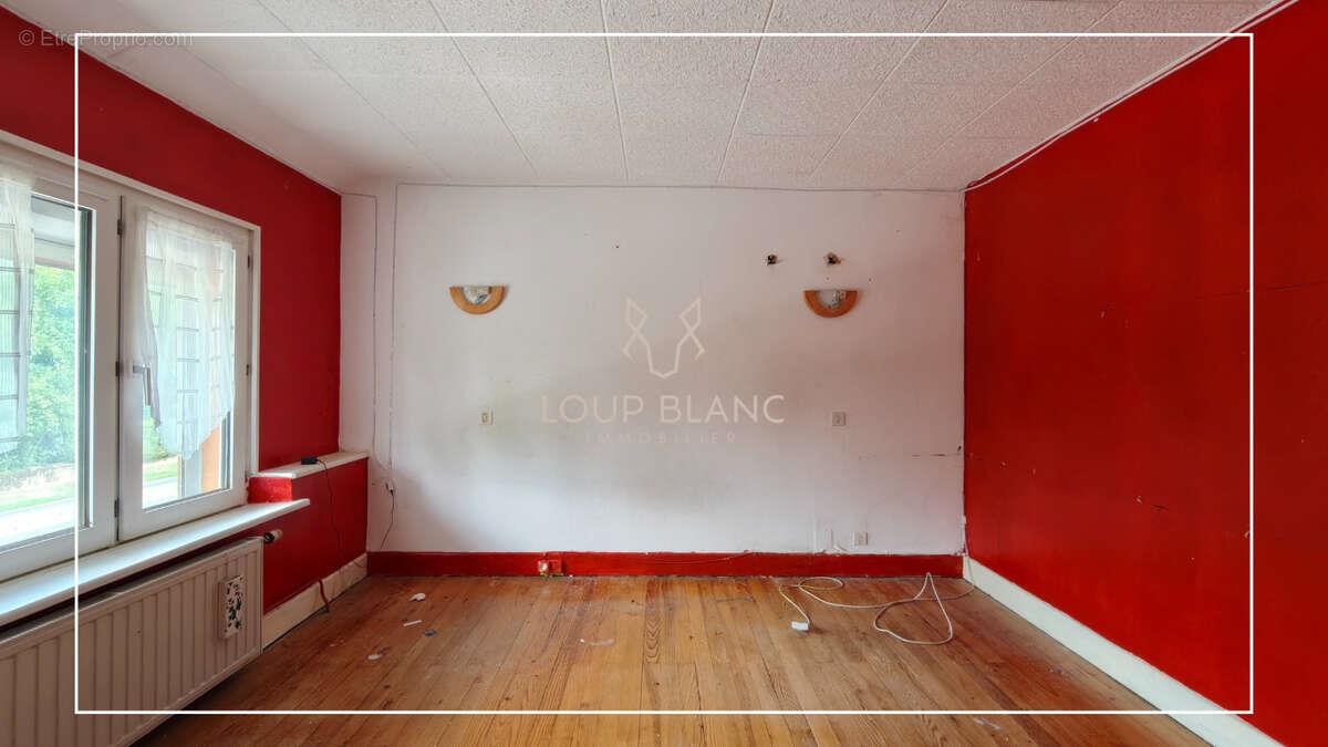 Maison à vendre, 161m², Anjoutey