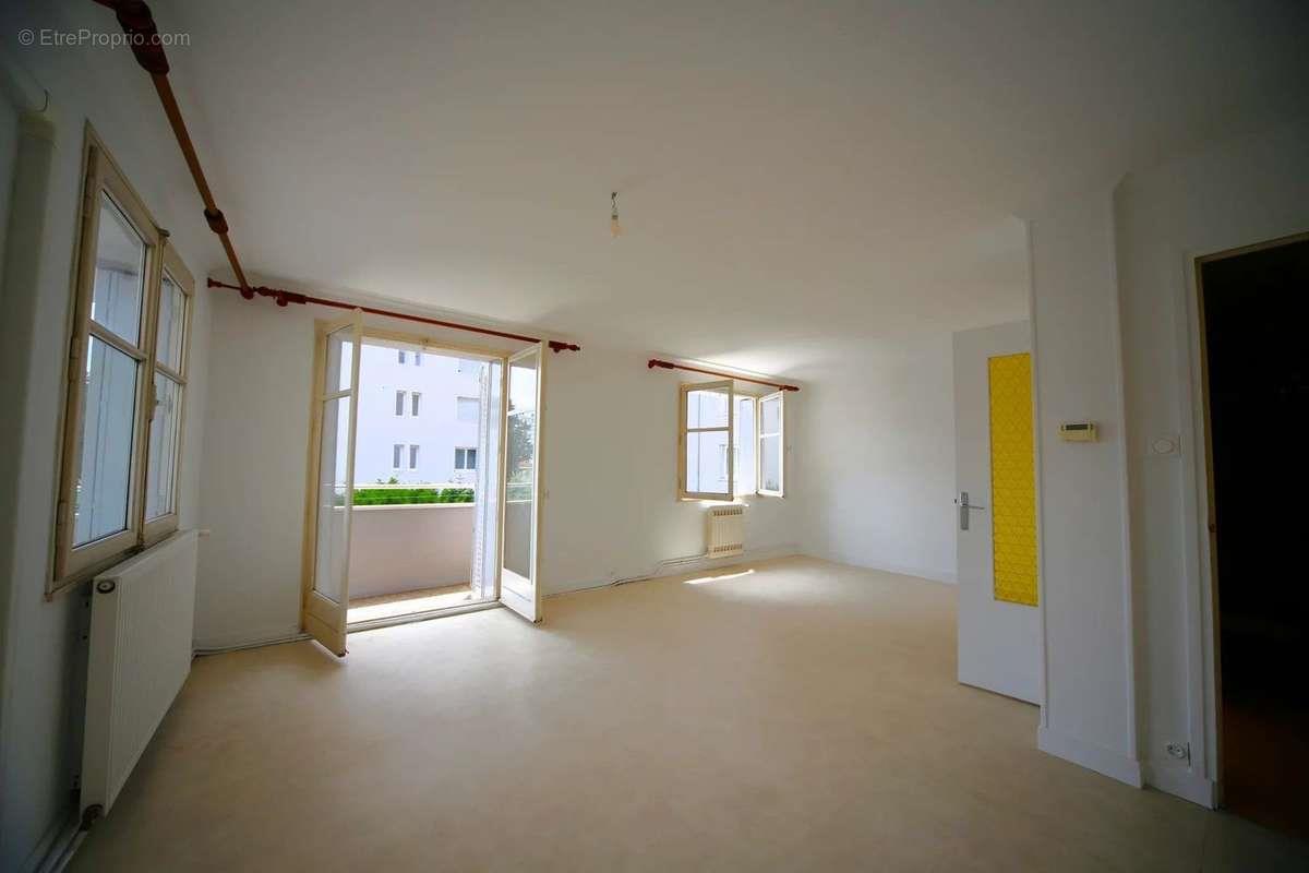 Appartement à vendre, 68m², Grenoble
