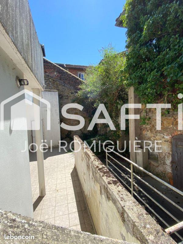 Appartement à vendre, 220m², Decazeville