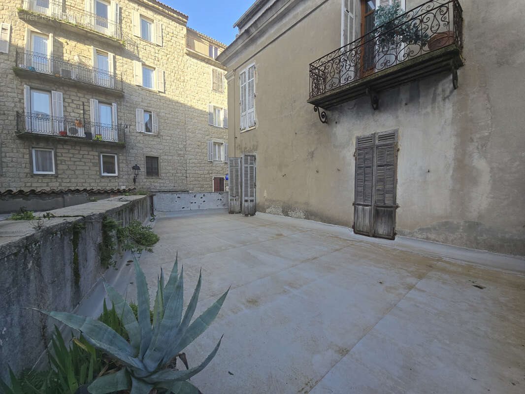 Appartement à vendre, 99m², Sartène