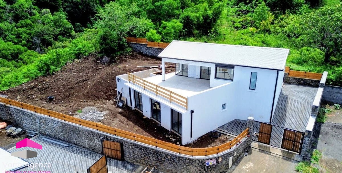 Maison à vendre, 108m², Saint-Leu