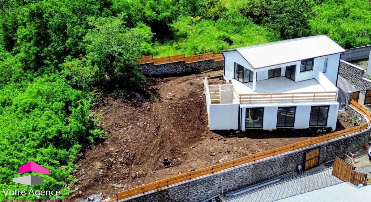 Maison à vendre, 108m², Saint-Leu