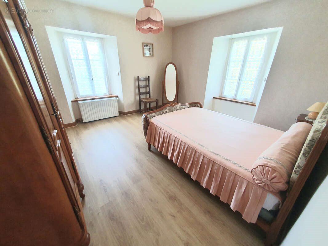 Maison à vendre, 250m², Laguiole