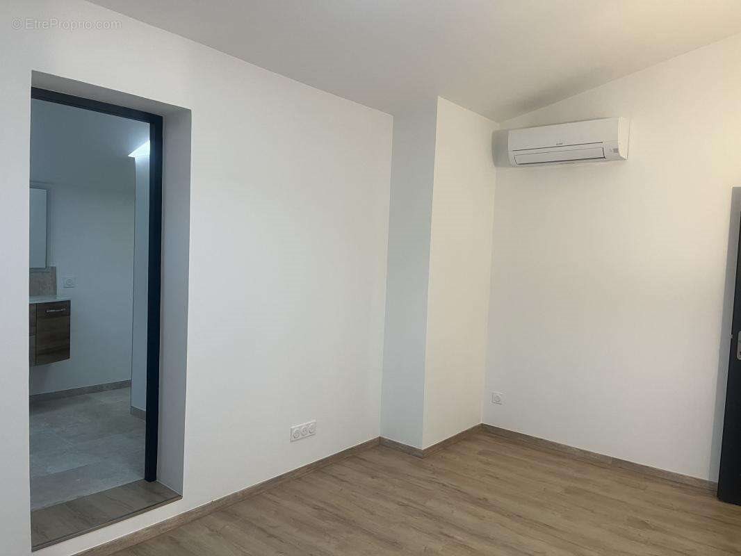 Appartement à vendre, 96m², Buis-les-Baronnies